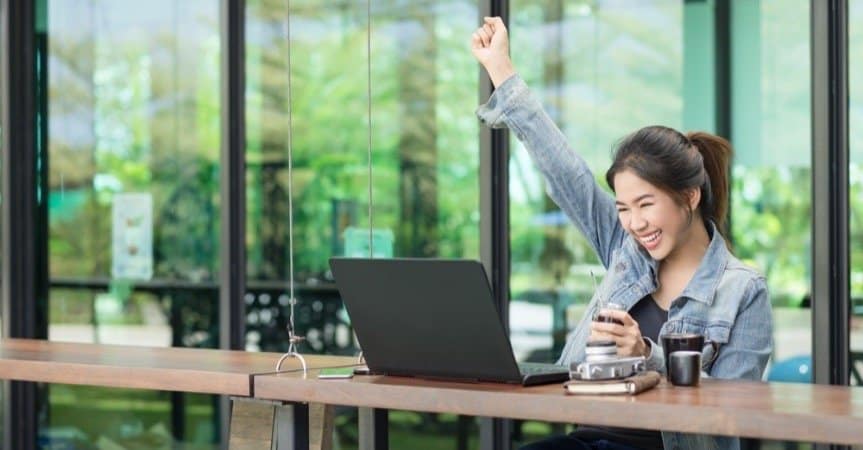 12-ways-to-make-first-ecommerce-sales.jpg