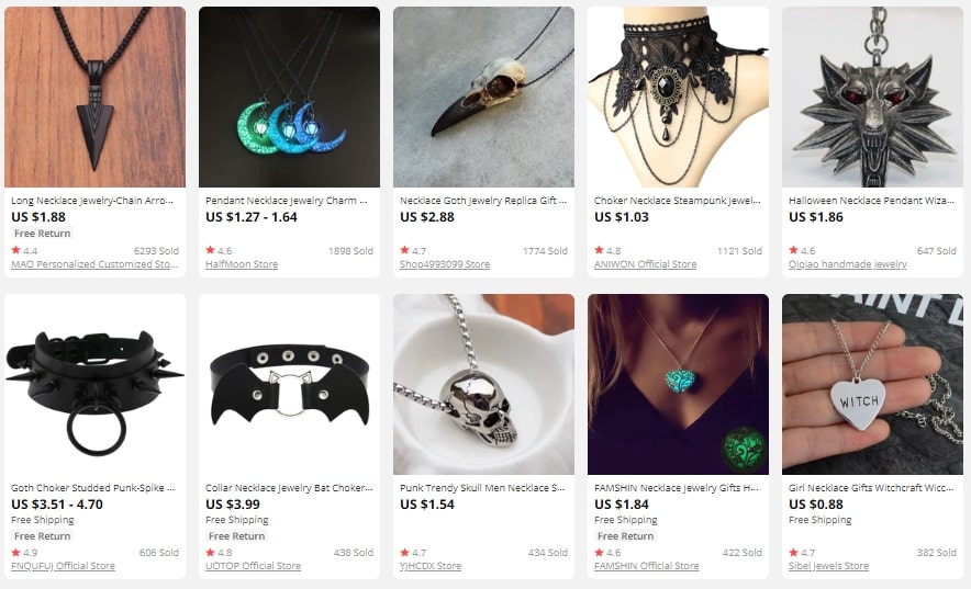 Screenshot of Halloween accessories that can be used with a Halloween outfit