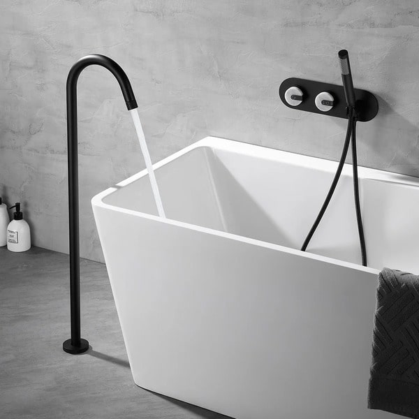 photo bathtub