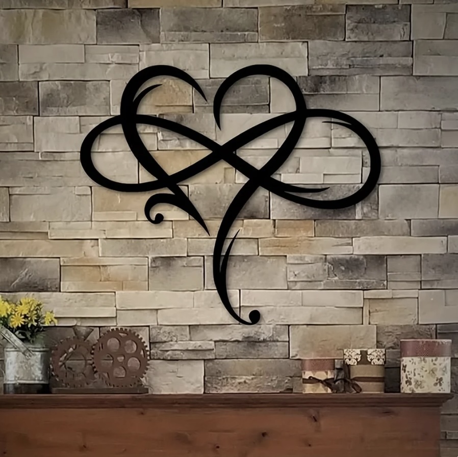love wall decor