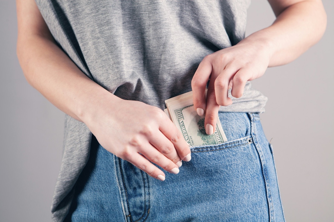 Money-in-fashion.jpeg