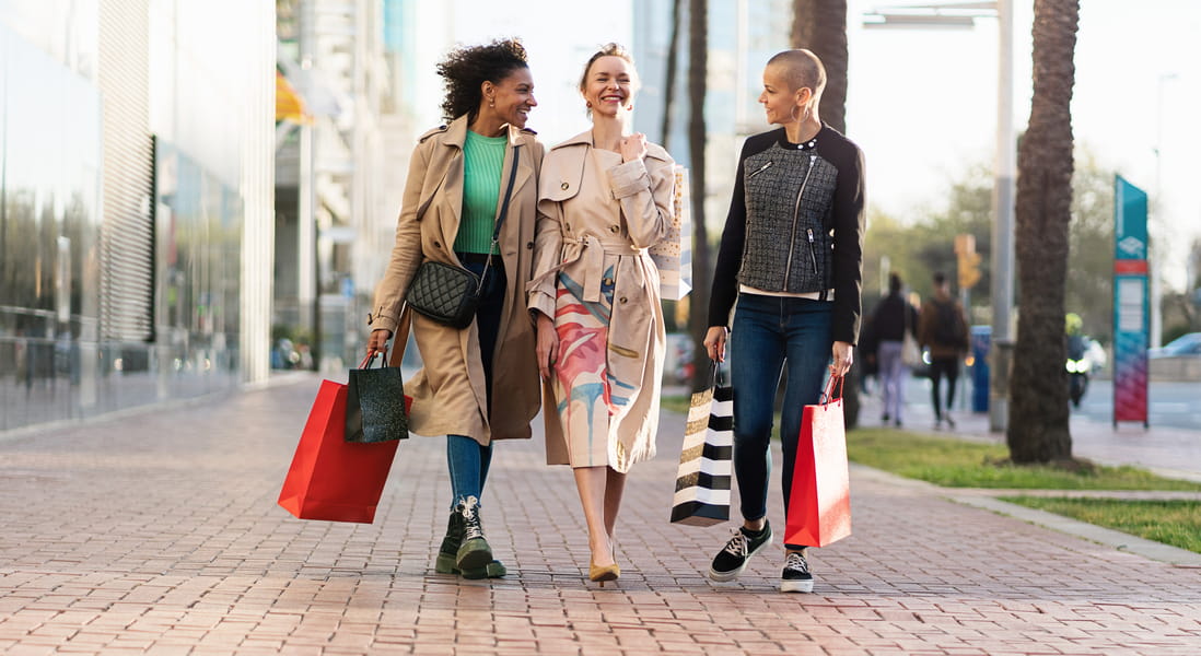 picture women shopping during spring
